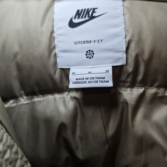 New Nike Windrunner PrimaLoft FB8185-248 Men’s Size M- Brown‎ Jacket Coat $250 - Picture 6 of 9